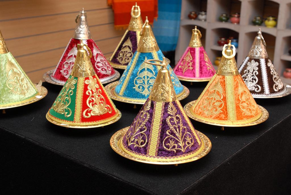 켄지 클럽 악달 메디나 - 올 인클루시브 Lahebichate 외부 사진 Moroccan lanterns