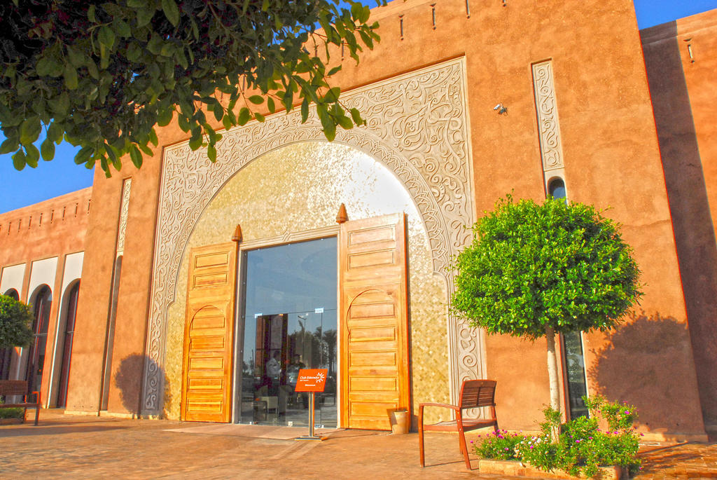 켄지 클럽 악달 메디나 - 올 인클루시브 Lahebichate 외부 사진 The main entrance of the museum